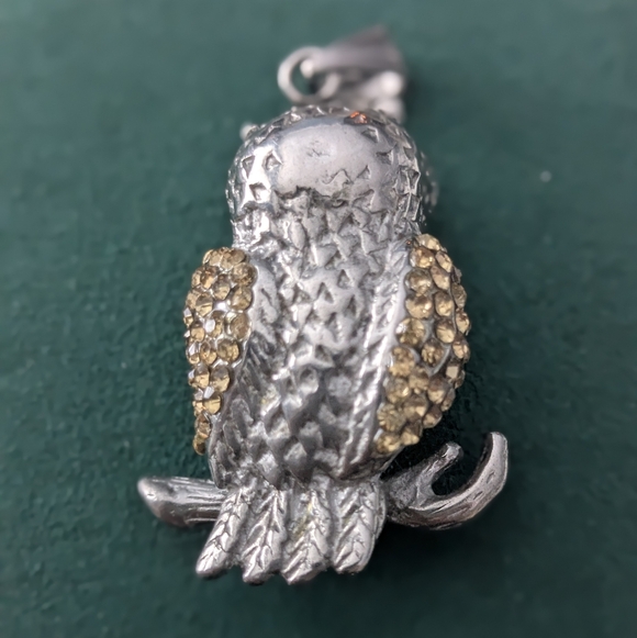 Beautiful Boho Vintage Set of Owl Pendants - Picture 8 of 8
